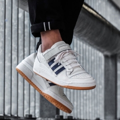 adidas forum low