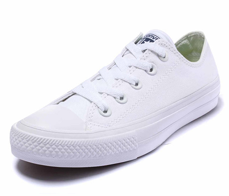 converse white shoes low cut